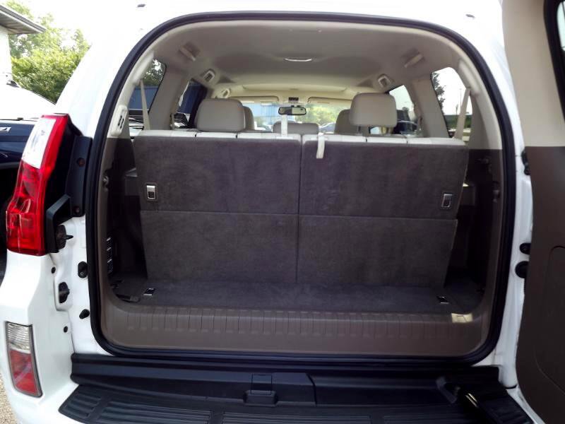 Used 2013 Lexus GX 460 image 31