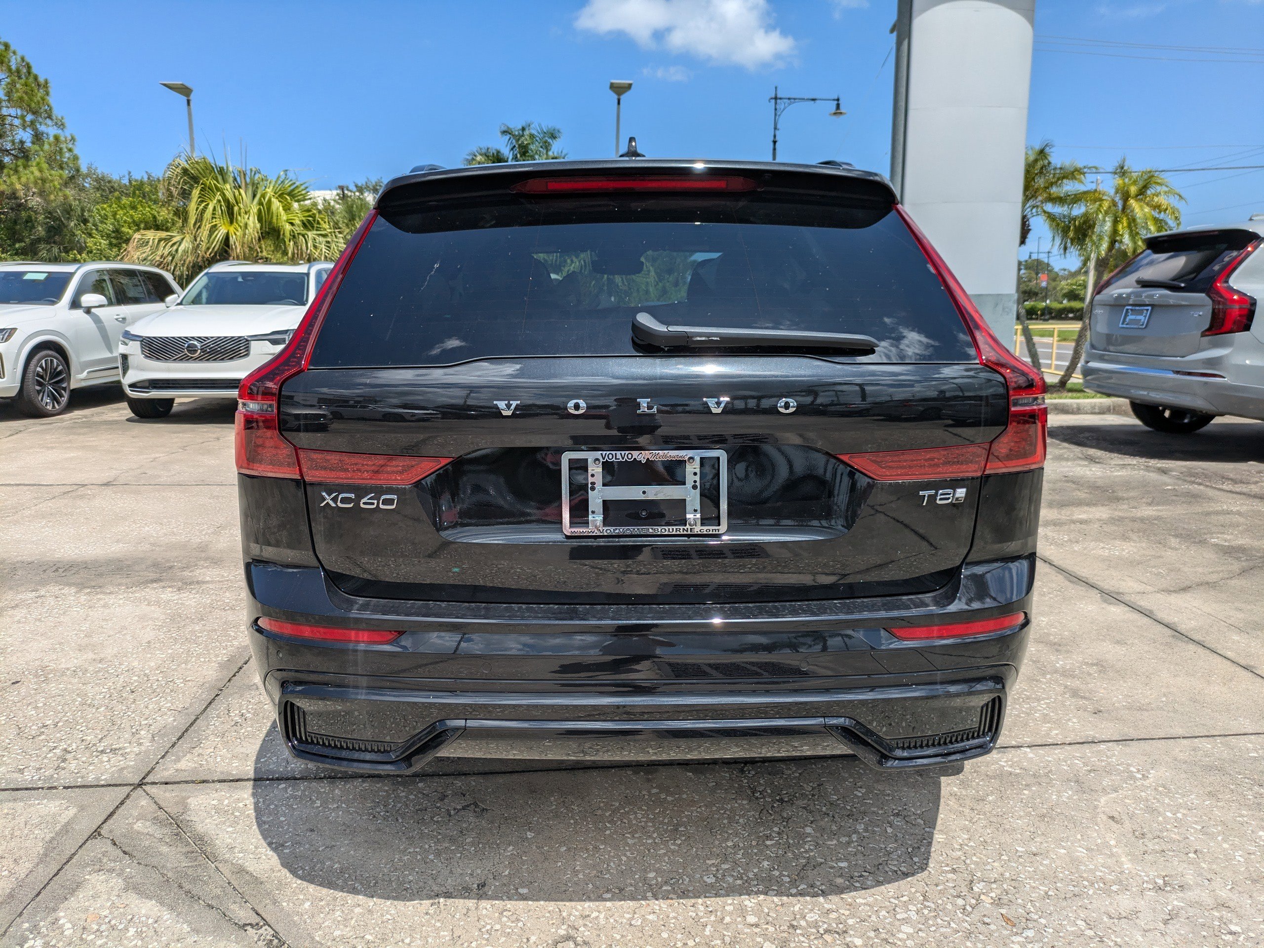 New 2026 Volvo XC60 T8 Core image 5