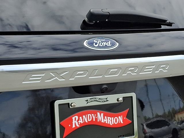 Used 2023 Ford Explorer Platinum w/ Technology Package image 33