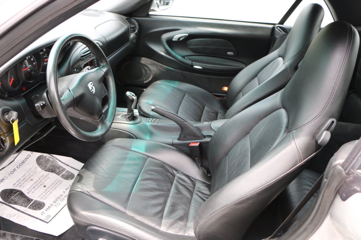 Used 2000 Porsche 911 Cabriolet image 20