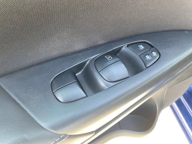 Used 2017 Nissan Sentra SV image 16