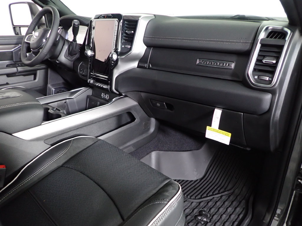 New 2027 RAM 2500 Laramie w/ Night Edition AWD/4WD image 40