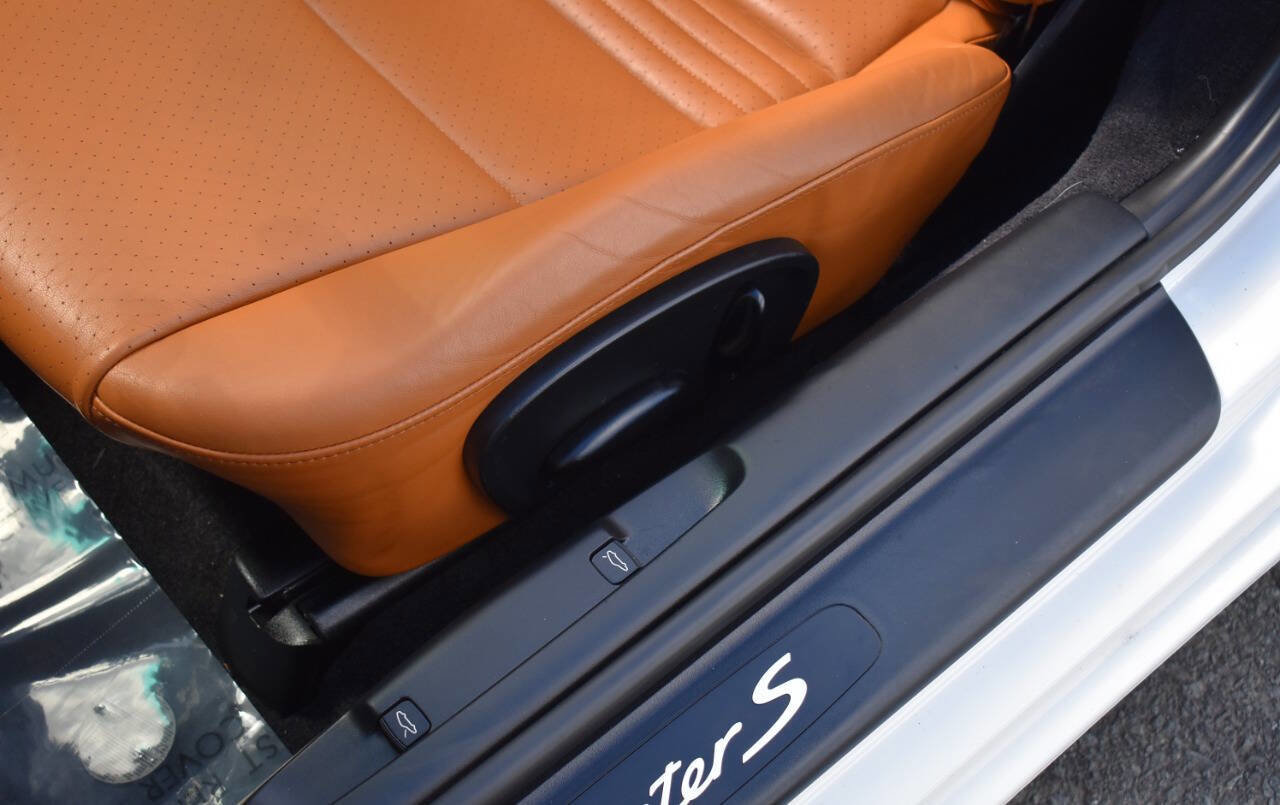 Used 2001 Porsche Boxster S RWD image 59
