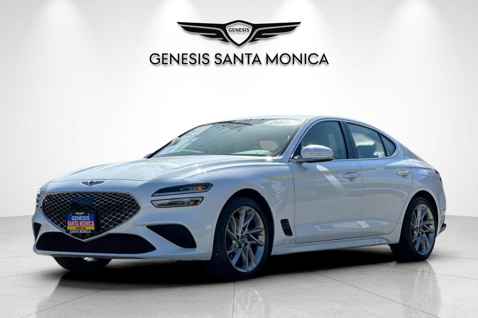 Used 2022 Genesis G70 2.0T RWD image 9