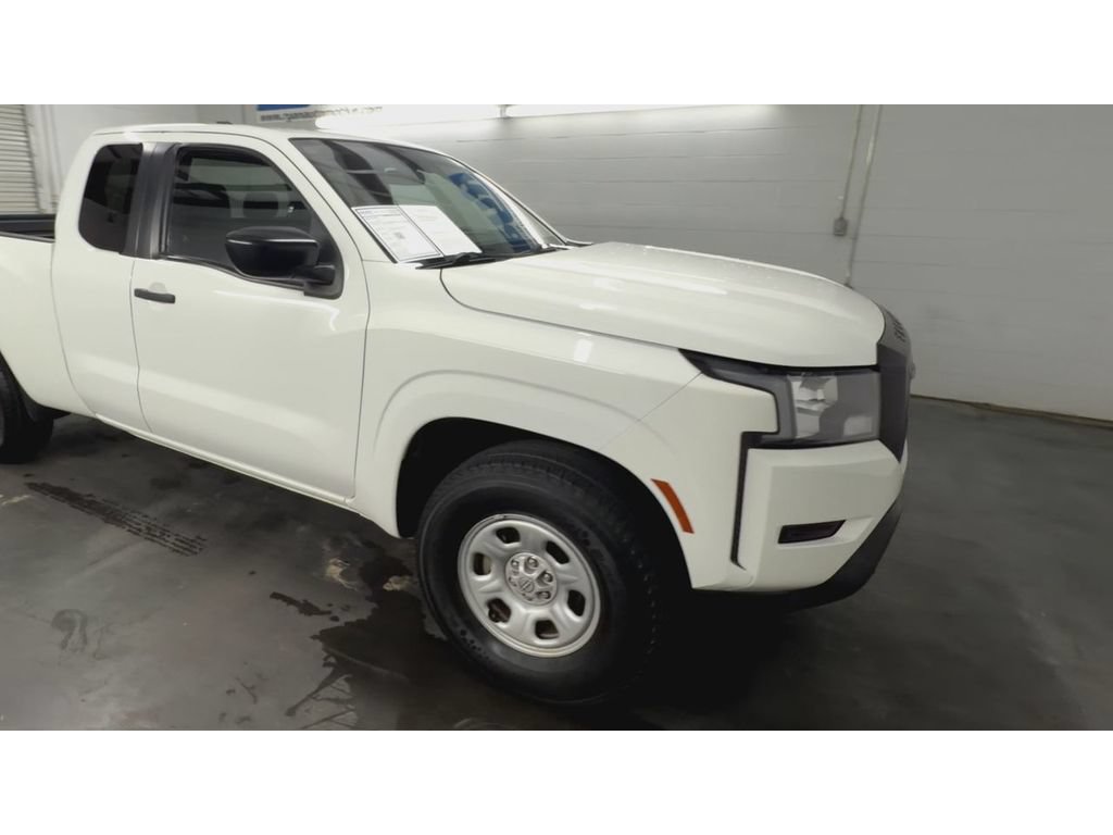 Used 2022 Nissan Frontier S RWD image 2