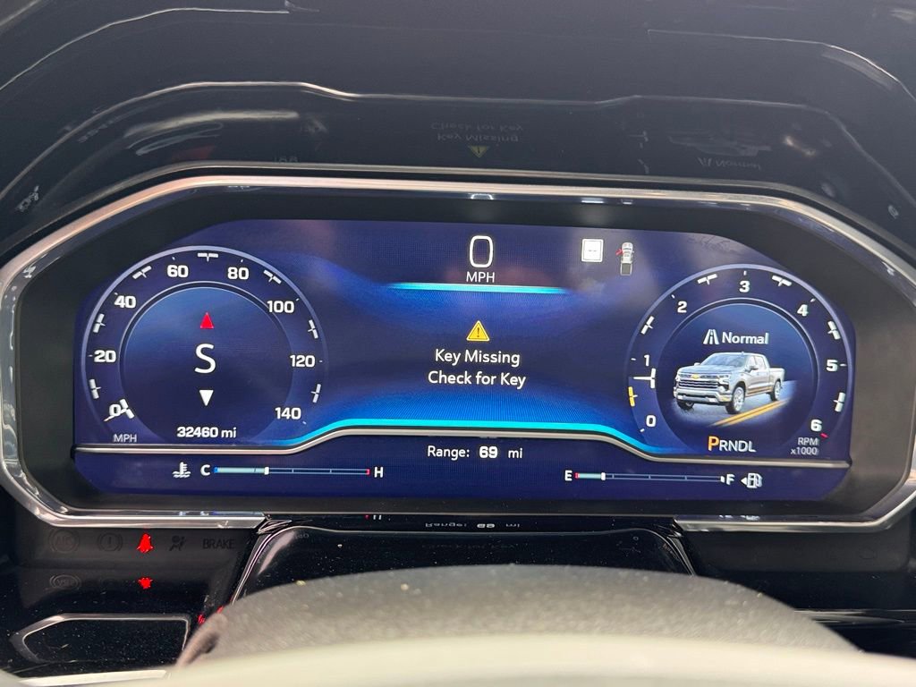 Used 2023 Chevrolet Silverado 1500 LT w/ Protection Package image 14