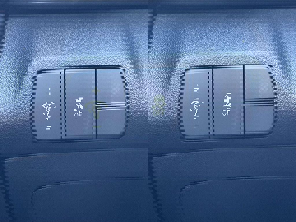 New 2026 Hyundai Elantra SEL Sport Premium image 18