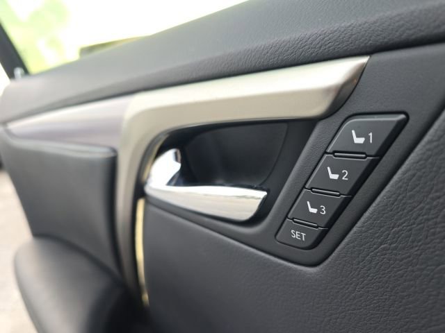 Used 2022 Lexus RX 350 F Sport w/ Cold Area Package (CT) AWD/4WD image 23