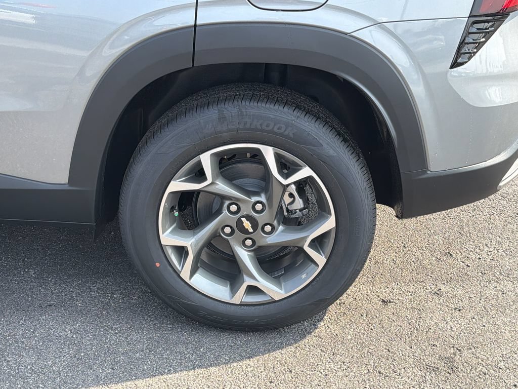 New 2026 Chevrolet Trax LT FWD image 7