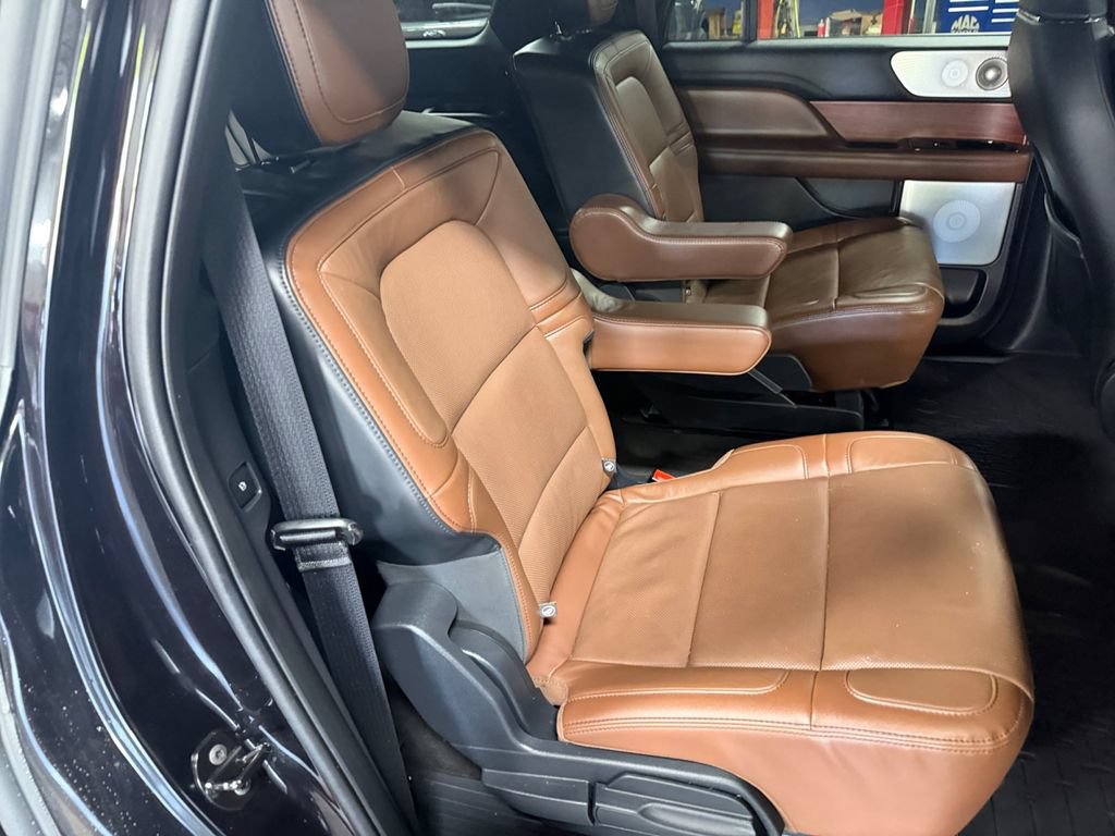 Used 2024 Lincoln Navigator L Reserve w/ Equipment Group 201A AWD/4WD image 22