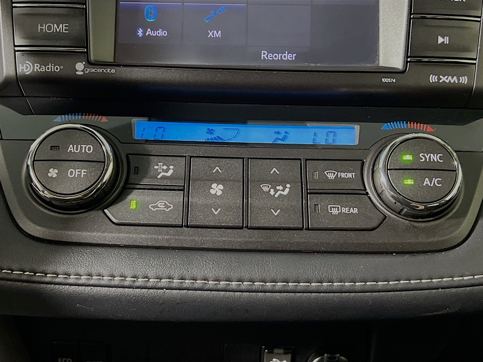 Used 2018 Toyota RAV4 XLE FWD image 26