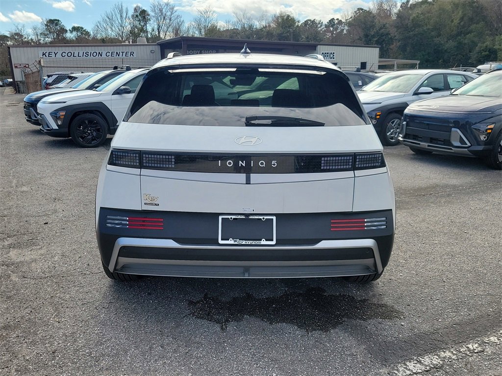 New 2025 Hyundai Ioniq 5 SEL image 5