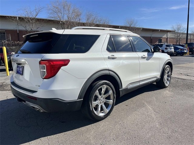 Used 2020 Ford Explorer Platinum w/ Premium Technology Package image 3