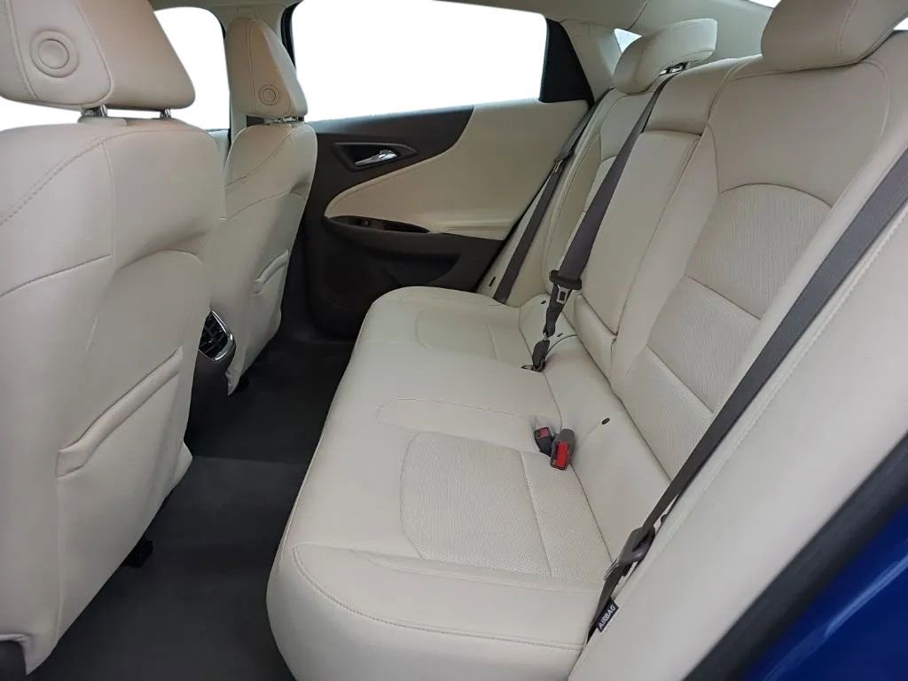 Used 2023 Chevrolet Malibu LT FWD image 14