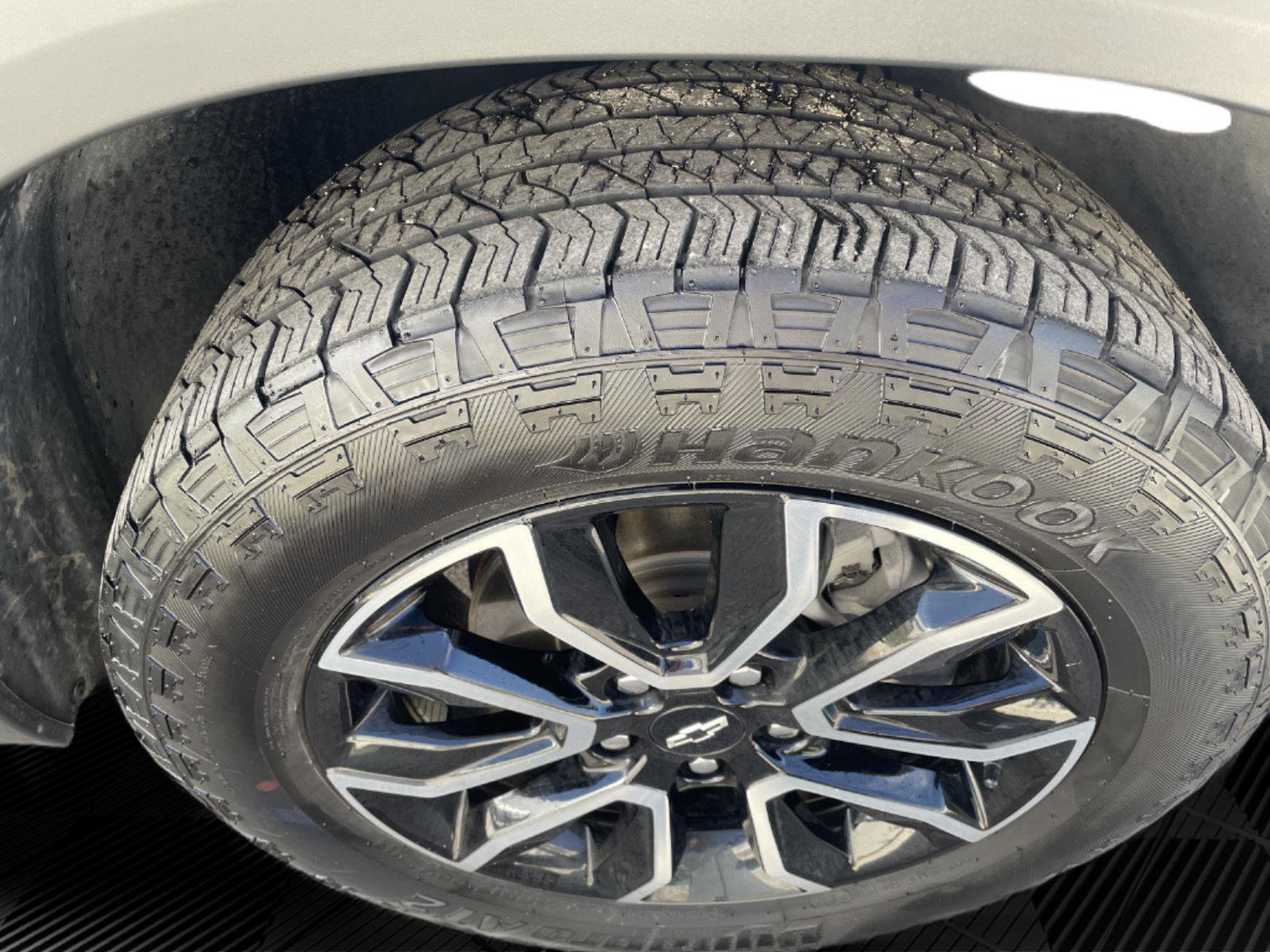 Used 2025 Chevrolet TrailBlazer ACTIV w/ Convenience Package image 8