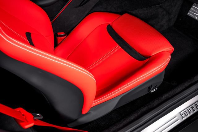 Used 2024 Ferrari Roma RWD image 56