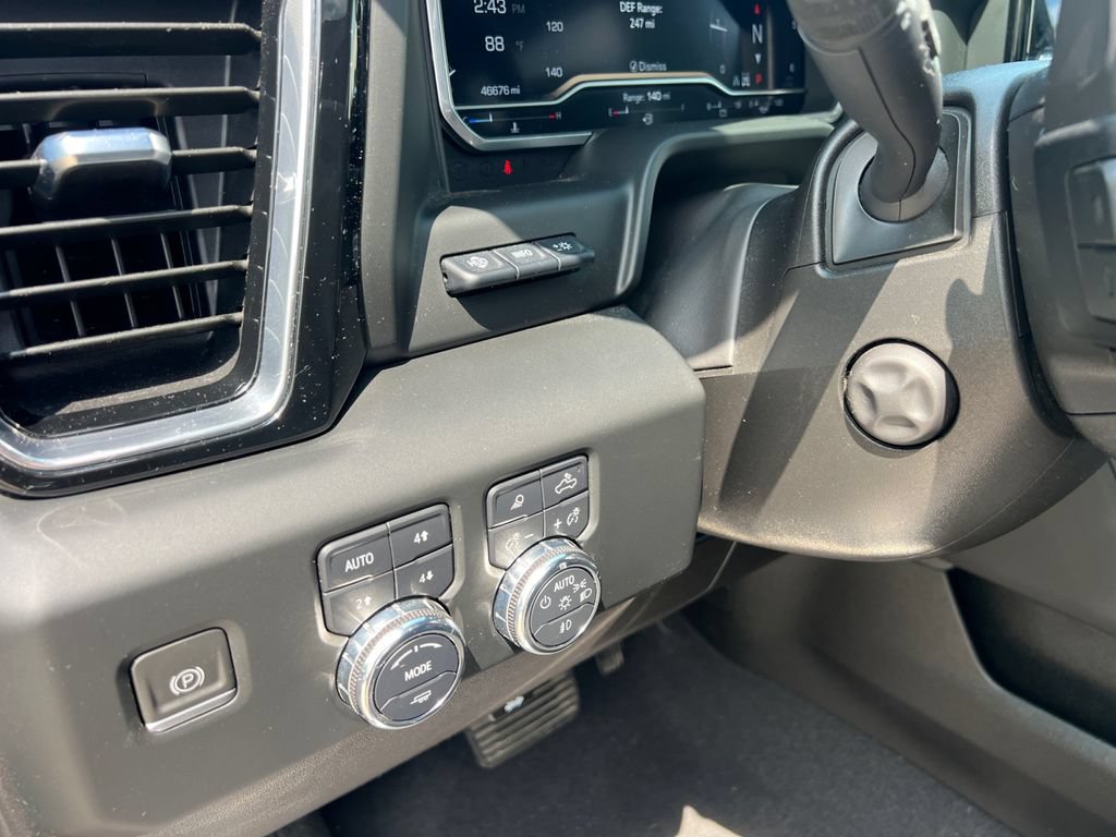Used 2023 GMC Sierra 1500 Denali w/ Denali Reserve Package AWD/4WD image 18