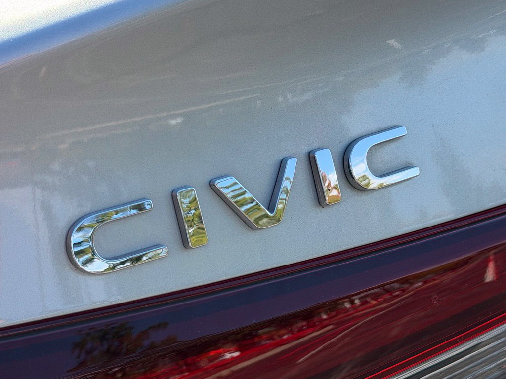 Used 2025 Honda Civic Sport image 18
