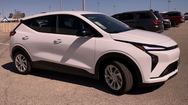 New 2027 Chevrolet Bolt LT w/ Comfort Package FWD image 2