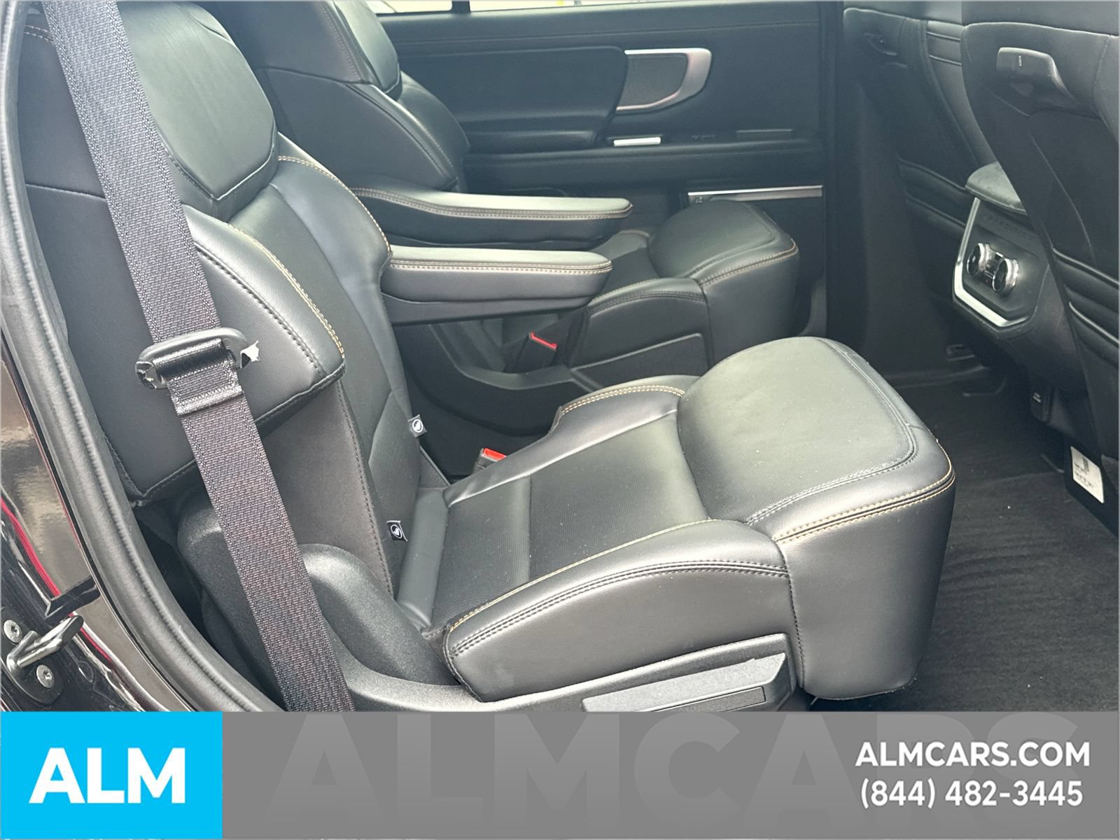 Certified 2025 Ford Expedition Tremor AWD/4WD image 17
