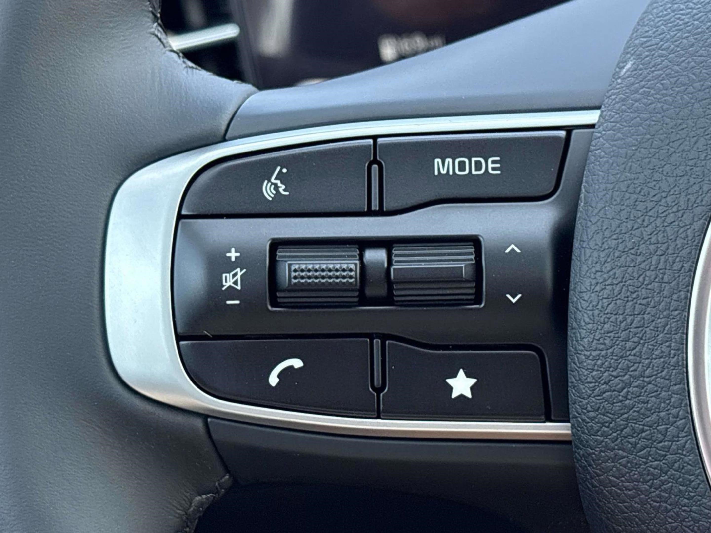 New 2026 Kia K5 EX image 25