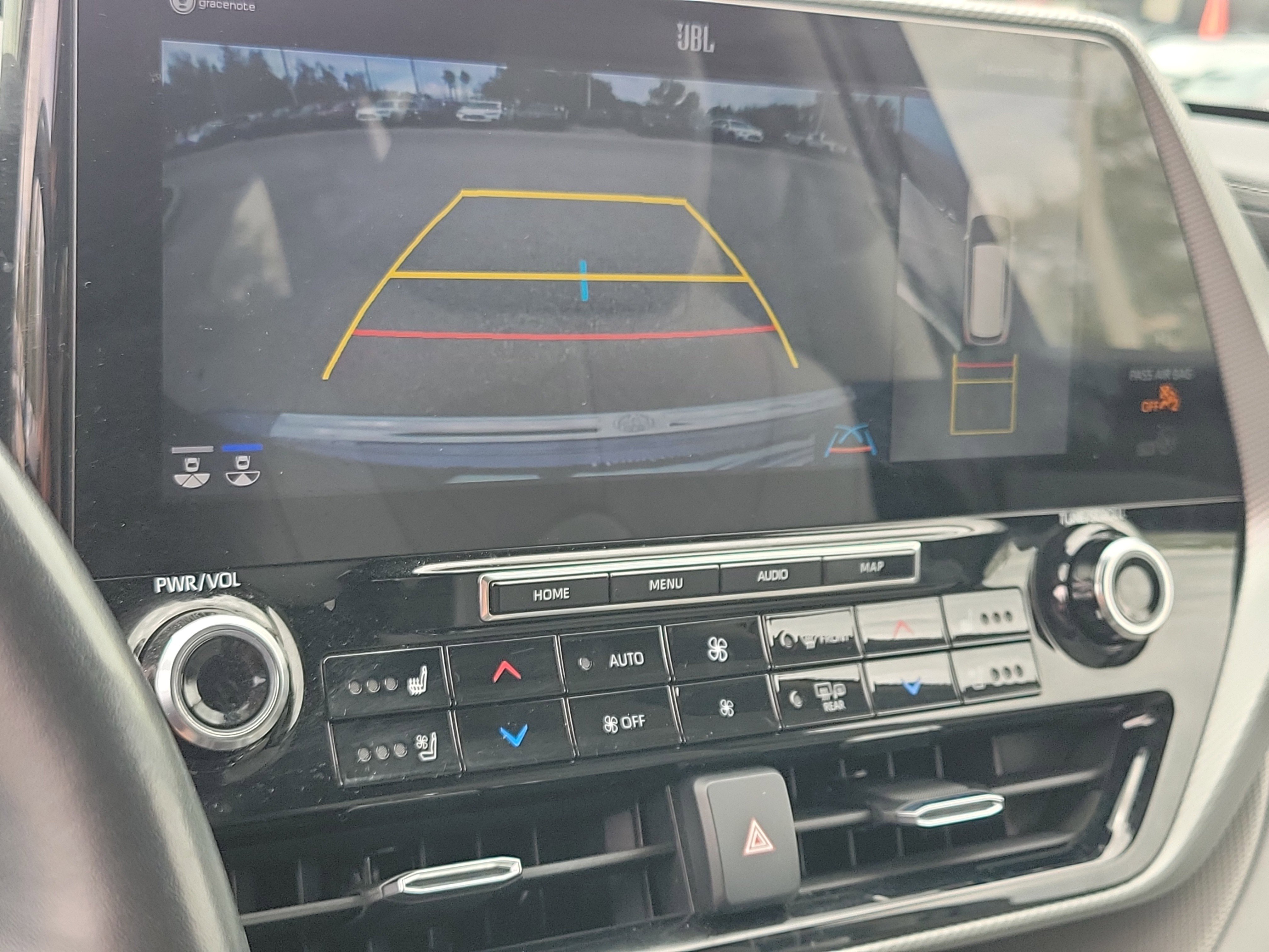 Used 2022 Toyota Highlander Platinum image 30