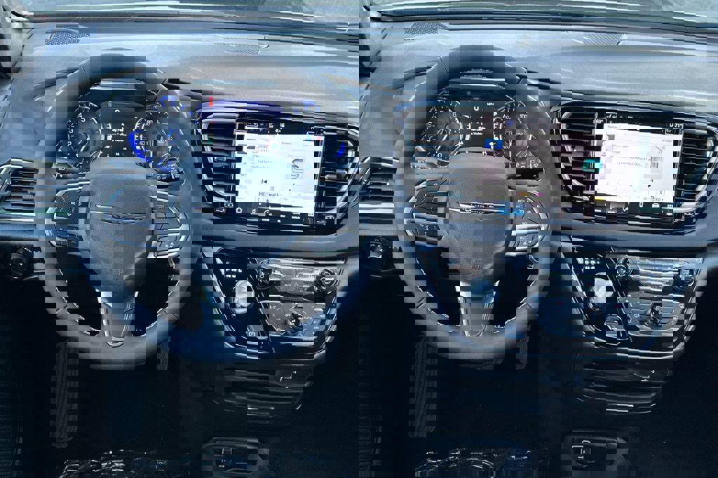 New 2026 Chrysler Voyager LX image 14