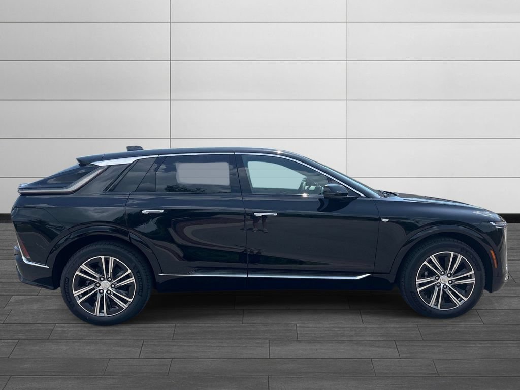 New 2027 Cadillac Lyriq Premium Luxury AWD/4WD image 6