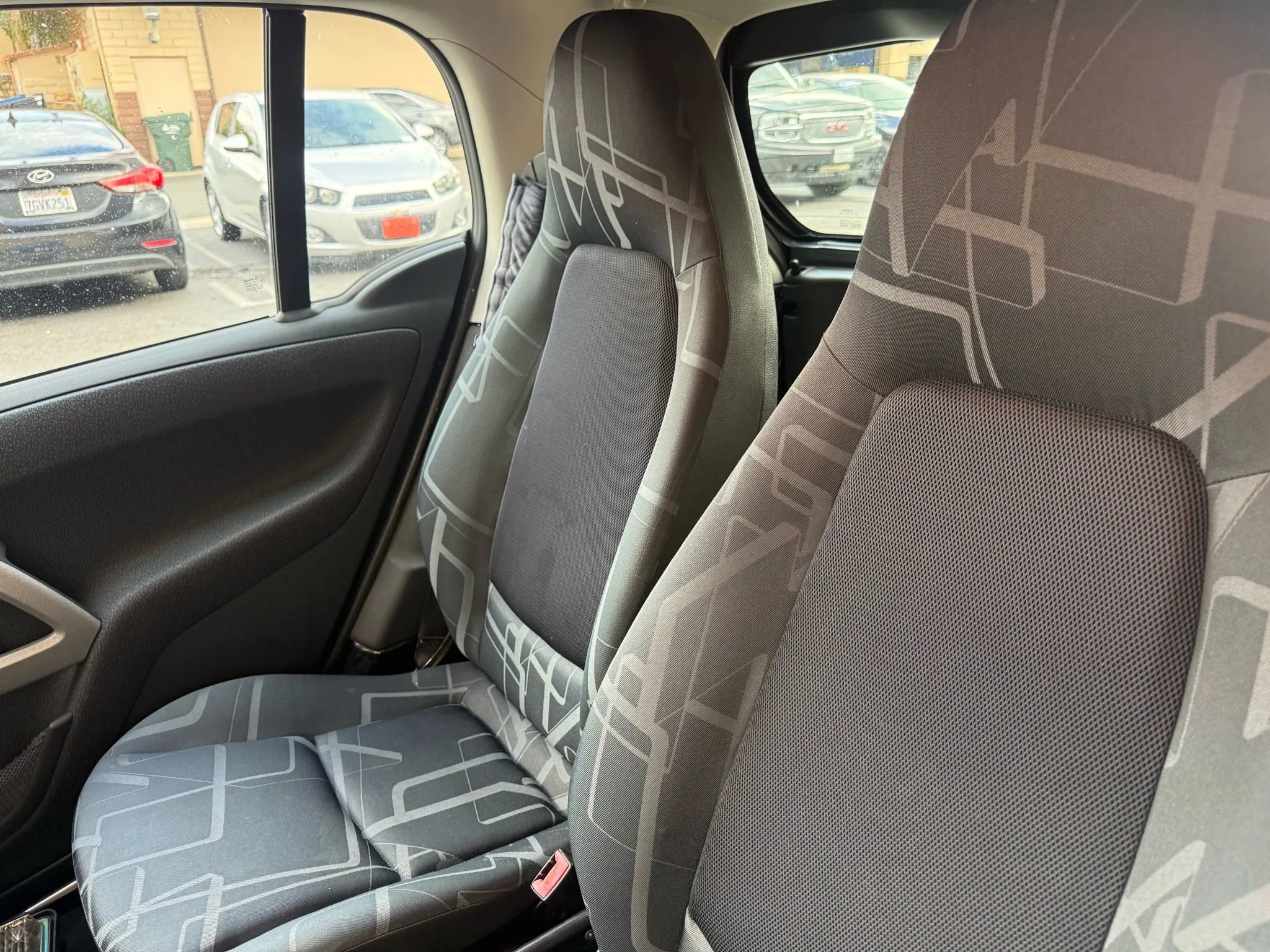 Used 2009 smart fortwo passion image 9