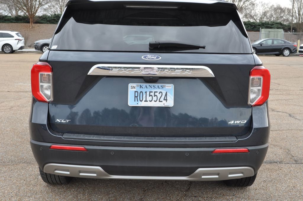 Used 2024 Ford Explorer XLT w/ Equipment Group 202A image 24