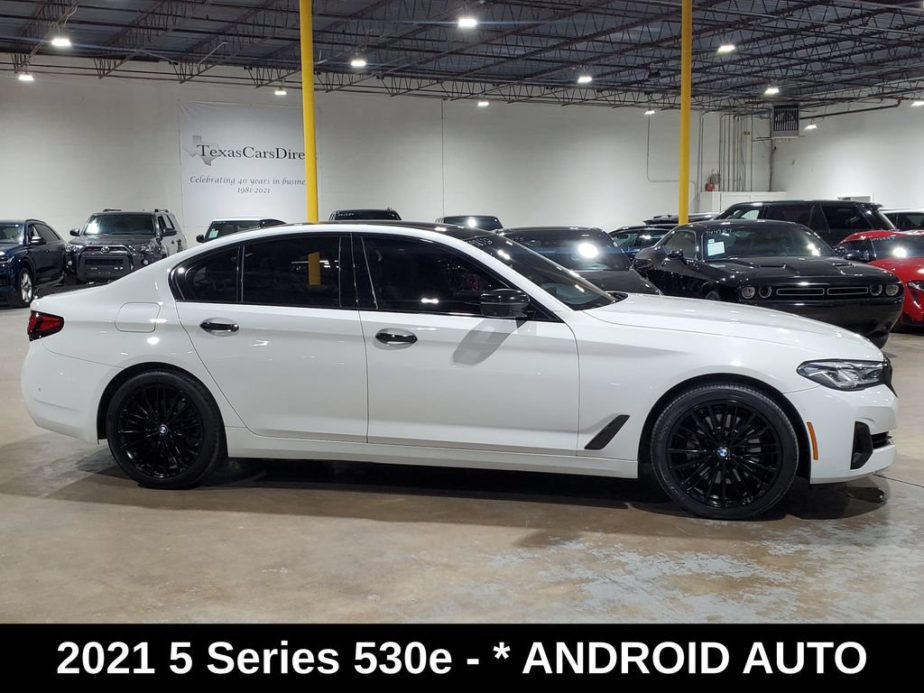 Used 2021 BMW 530e w/ Parking Assistance Package RWD image 5
