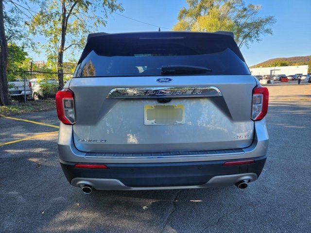 Used 2022 Ford Explorer Limited w/ Equipment Group 301A image 6