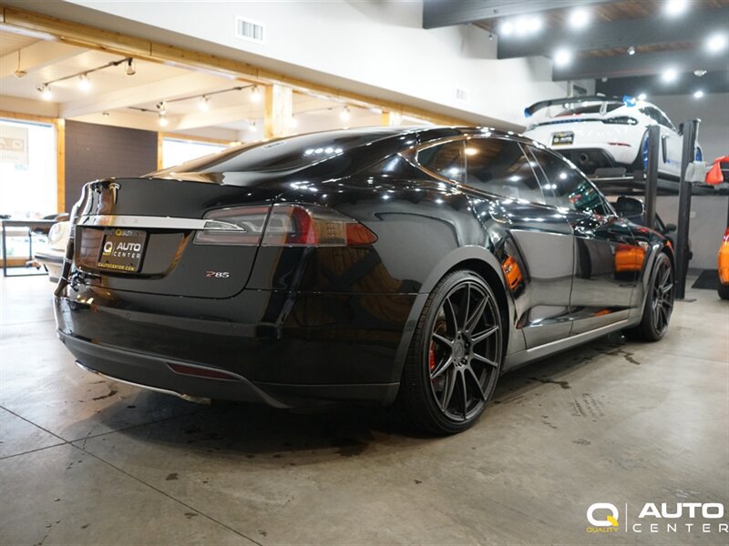 Used 2013 Tesla Model S Performance RWD image 4