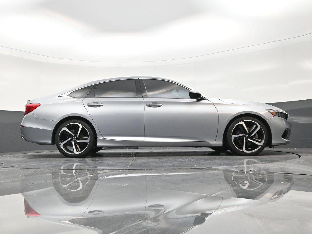 Used 2022 Honda Accord Sport image 25