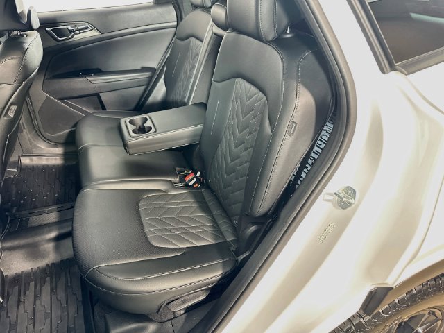 Used 2024 Kia Sportage X-Pro AWD/4WD image 15