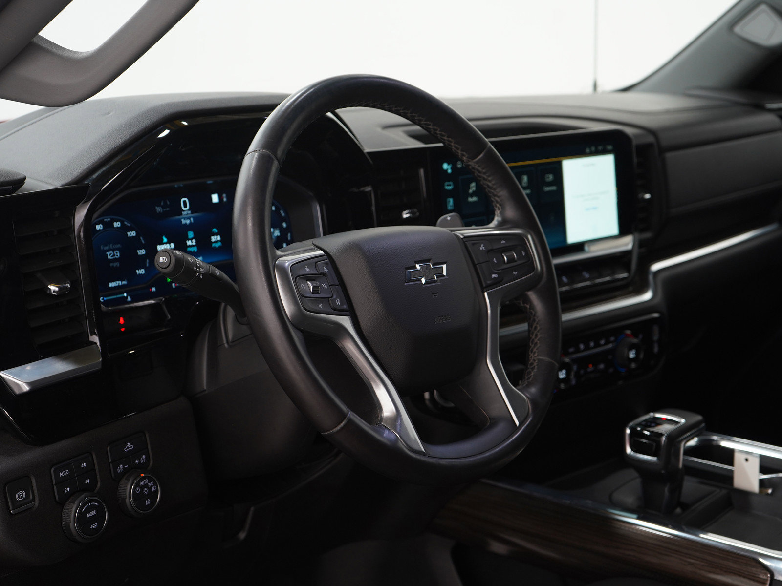 Used 2022 Chevrolet Silverado 1500 RST image 24