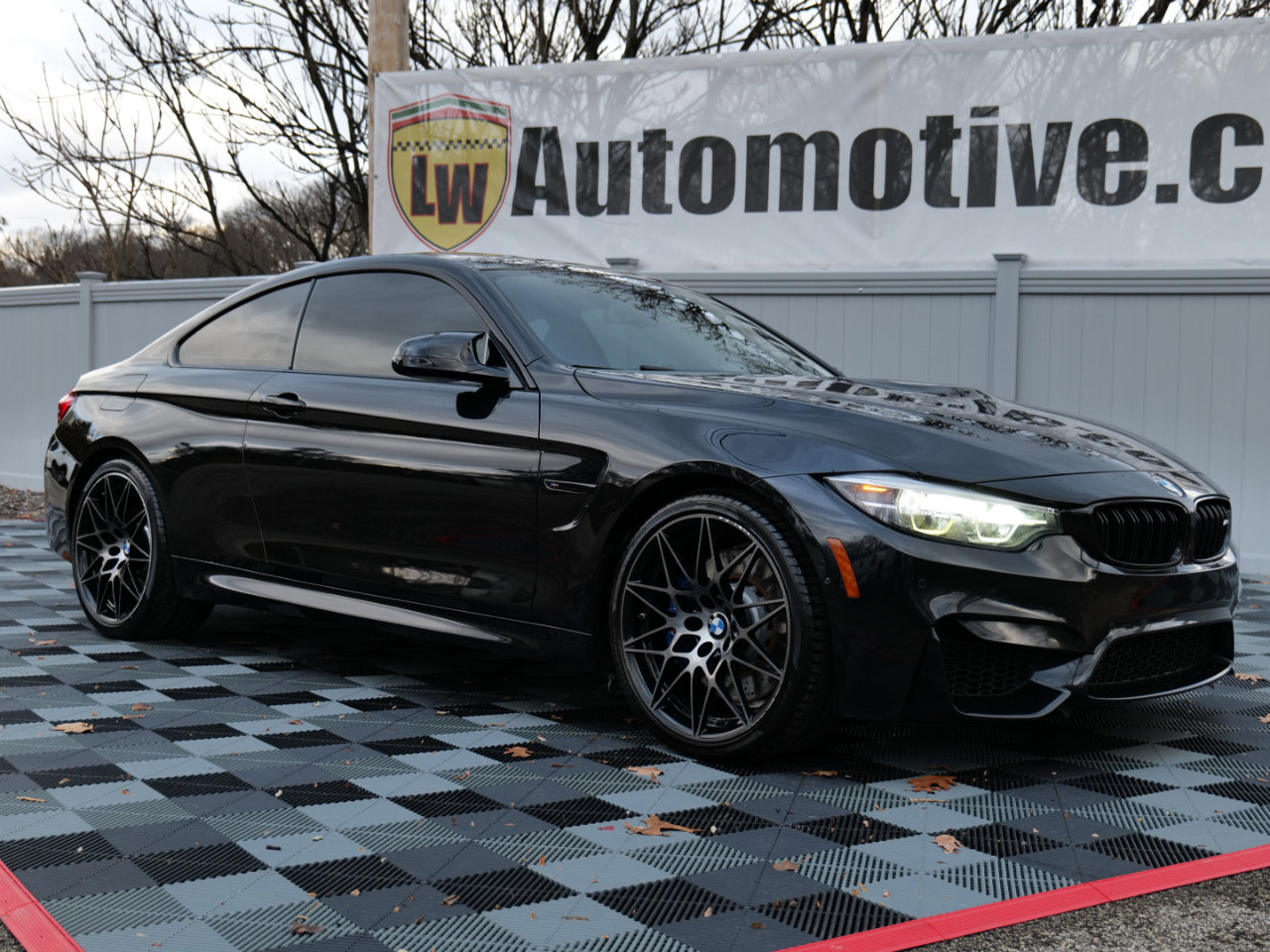 Used 2020 BMW M4 Coupe w/ Competition Package image 2