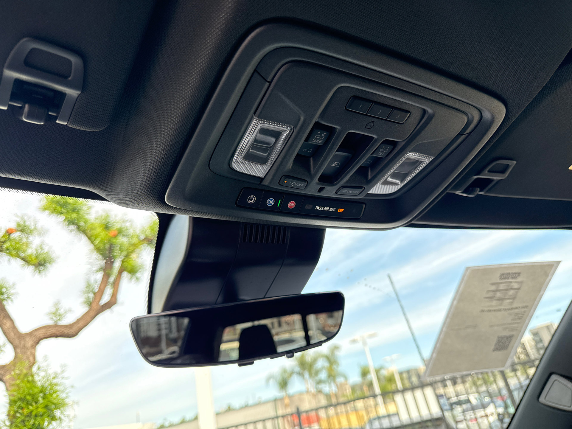 Used 2025 Chevrolet Silverado 3500 High Country w/ High Country Premium Package image 28