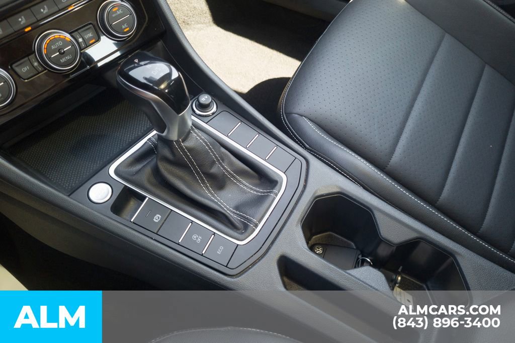 Used 2024 Volkswagen Jetta SE image 27