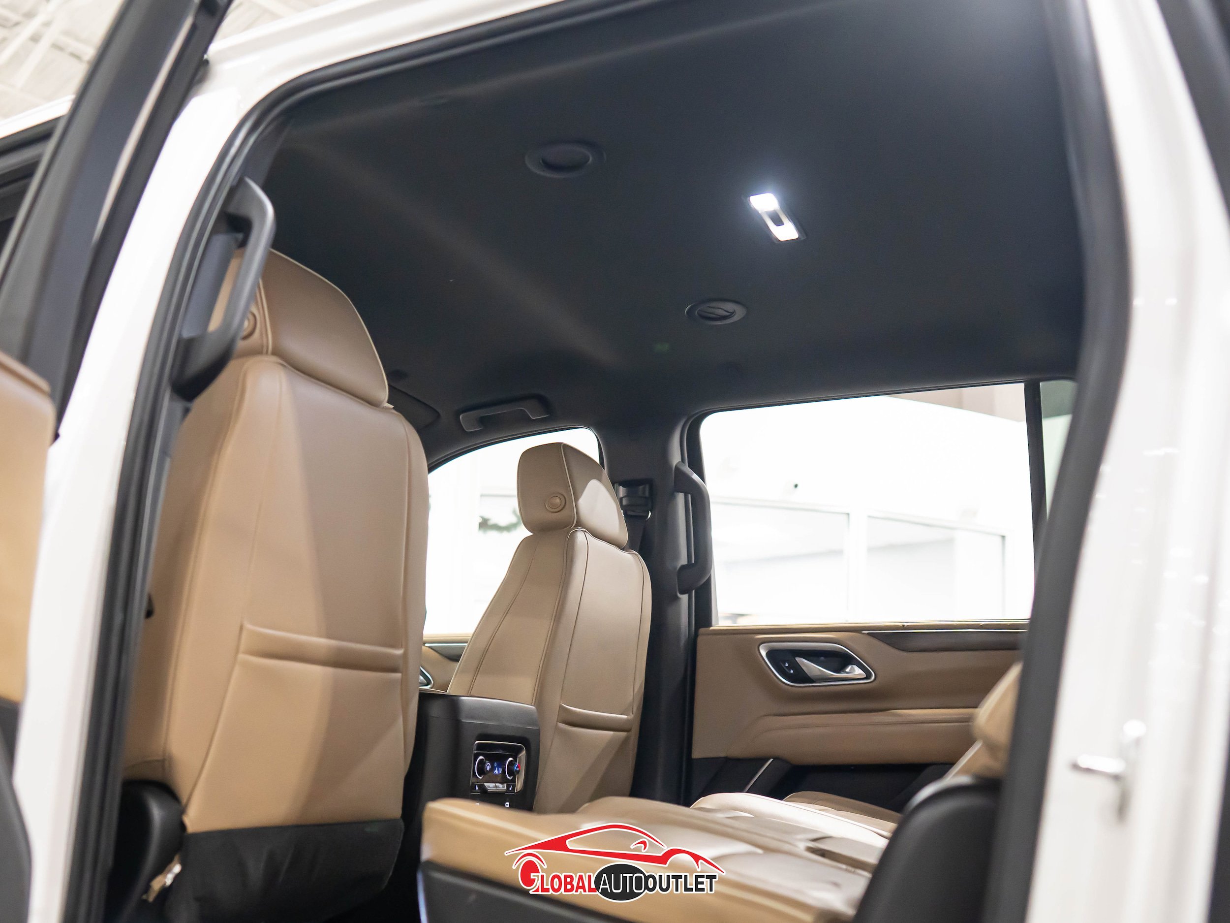 Used 2021 Chevrolet Suburban Premier RWD image 22
