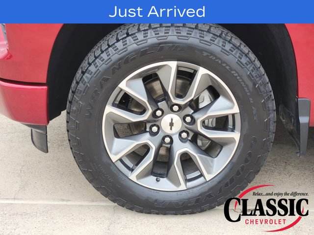 Used 2023 Chevrolet Silverado 1500 RST w/ Convenience Package II AWD/4WD image 22