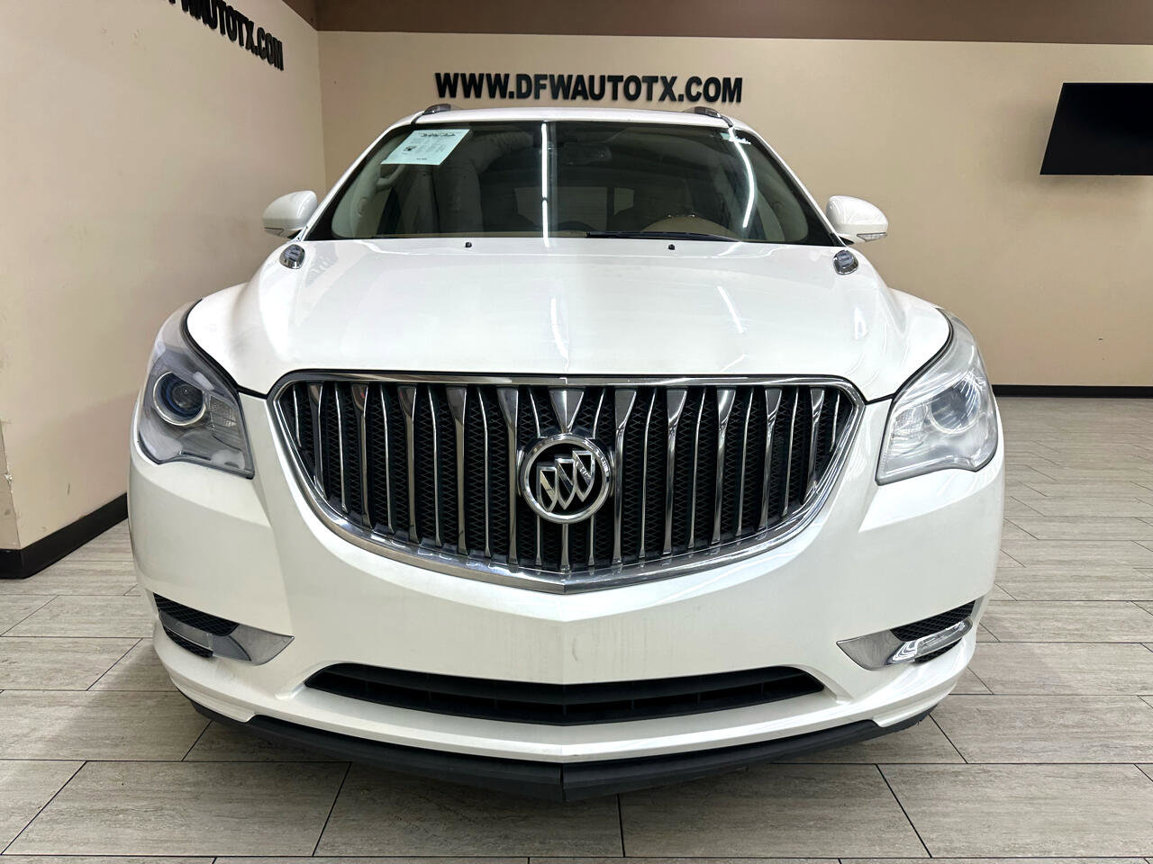 Used 2015 Buick Enclave Leather image 3