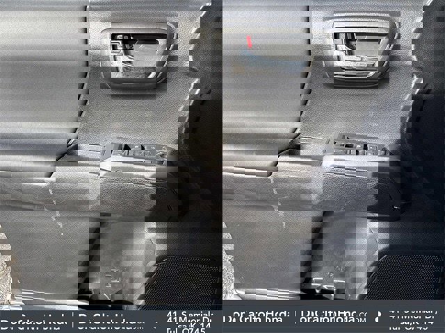 Used 2021 Toyota Tacoma TRD Off-Road image 9