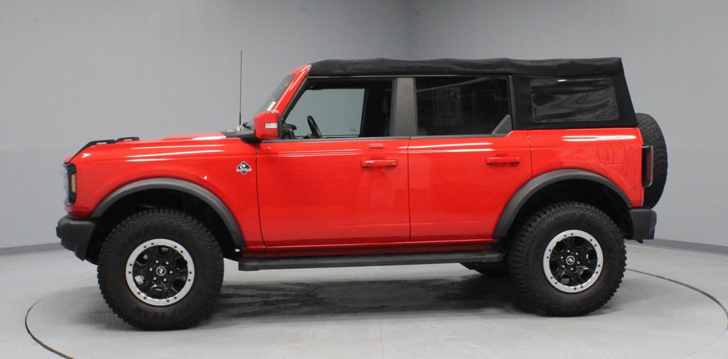 Certified 2022 Ford Bronco Outer Banks w/ Sasquatch Package AWD/4WD image 8