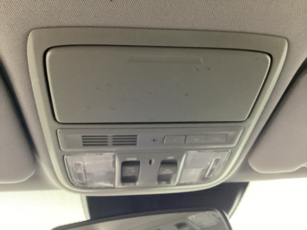 Used 2020 Honda CR-V Touring image 28