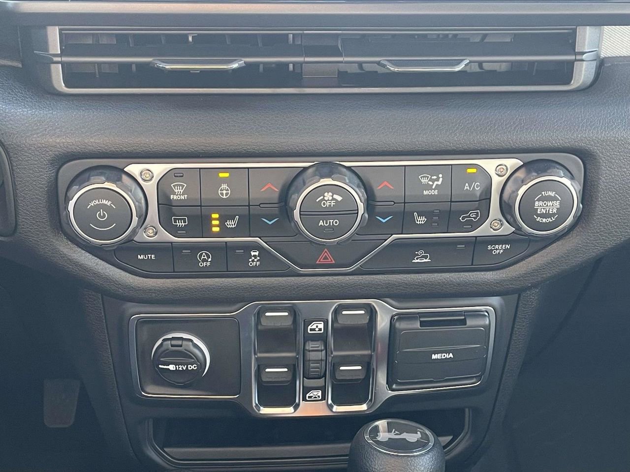 New 2026 Jeep Wrangler Sport S AWD/4WD image 30