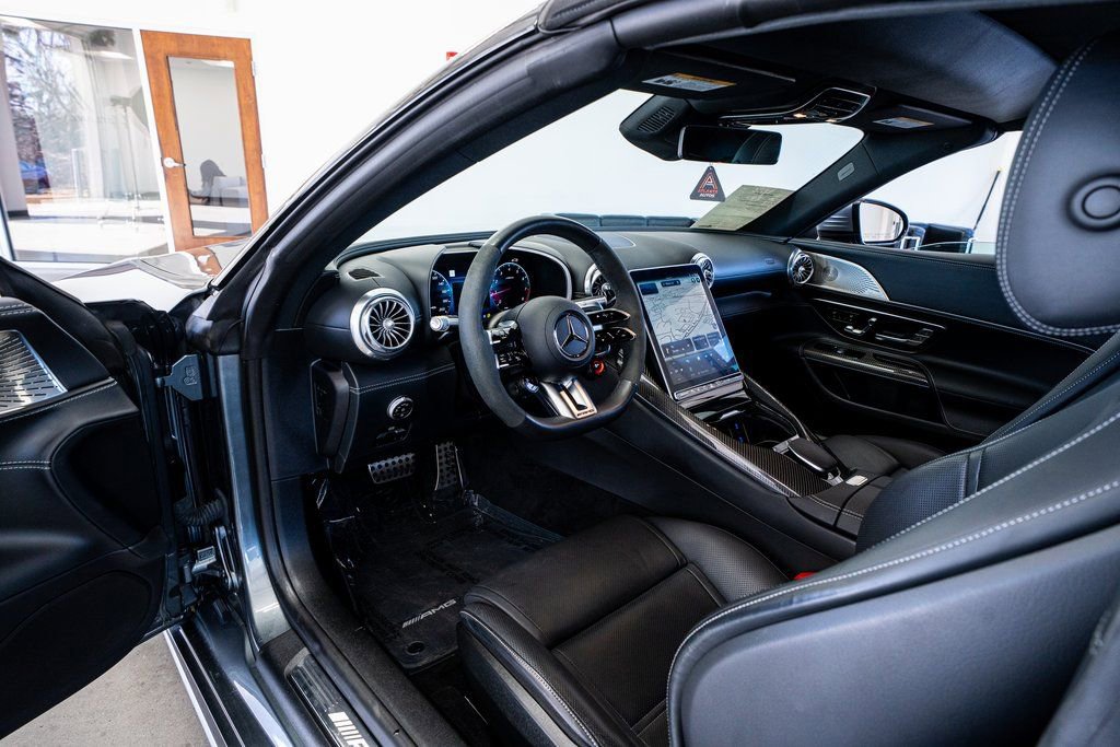Used 2023 Mercedes-Benz SL 43 AMG image 42