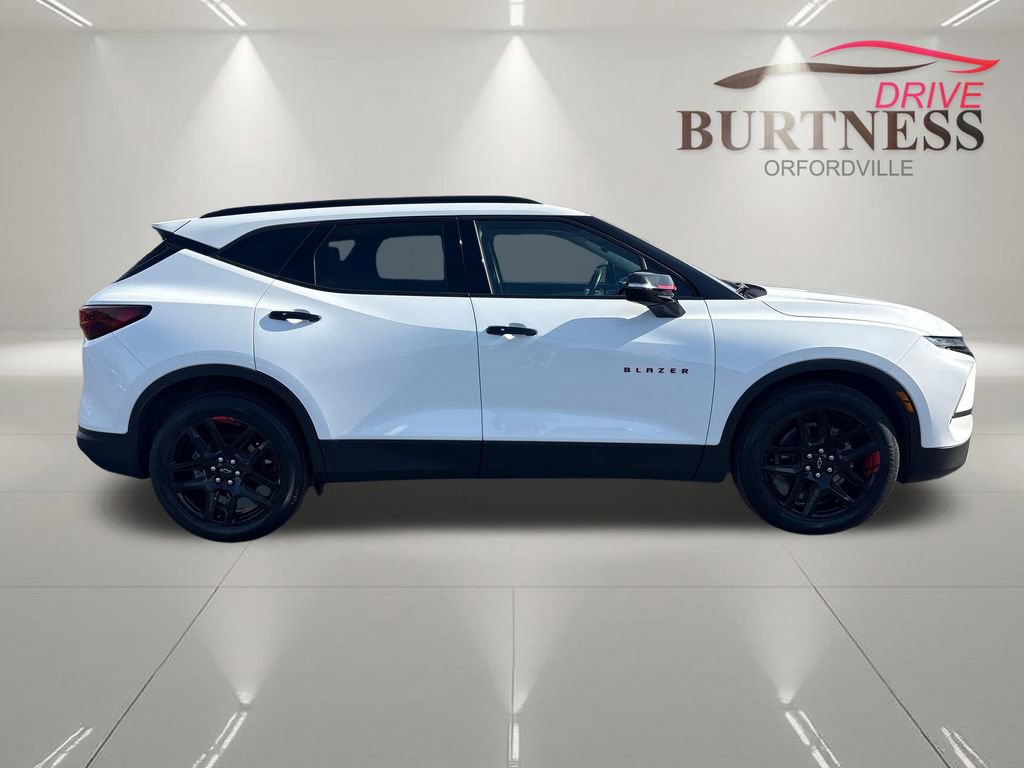 Certified 2023 Chevrolet Blazer LT w/ Sound & Technology Package AWD/4WD image 9