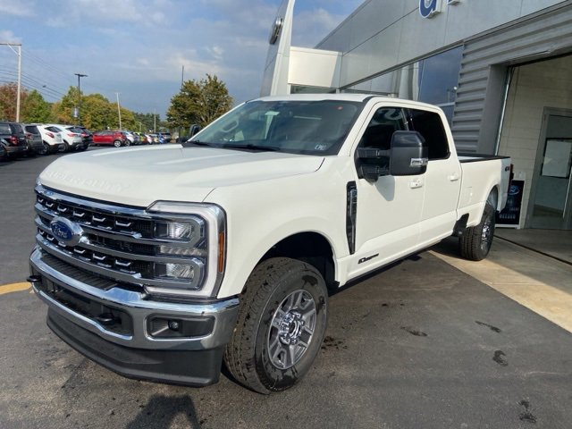 New 2026 Ford F250 4x4 Crew Cab Super Duty image 2