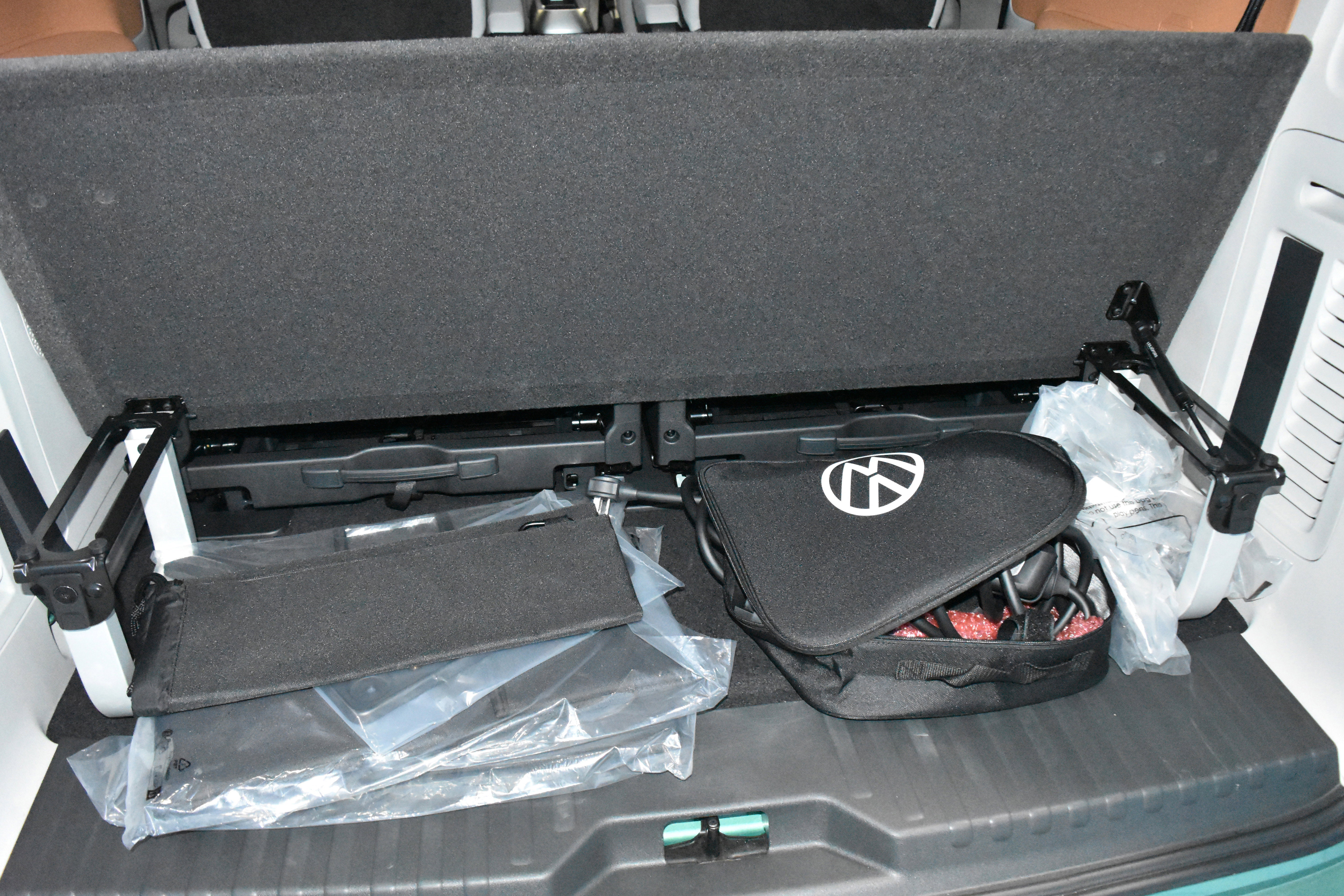 New 2025 Volkswagen ID. Buzz 1st Edition image 28